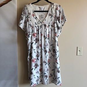 Daniel Rainn floral dress with tags still attached